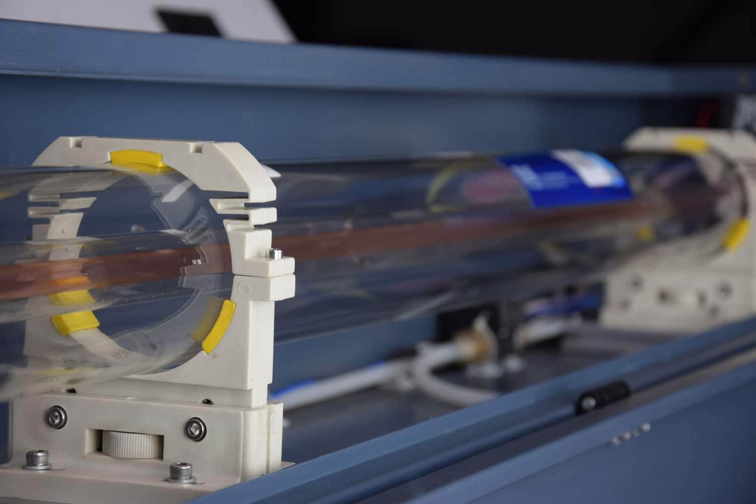Glass CO2 laser tube in a CO2 laser machine