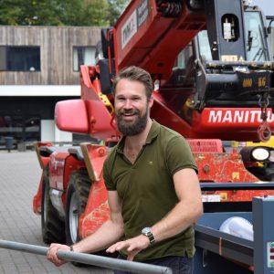 Laser machine service and support