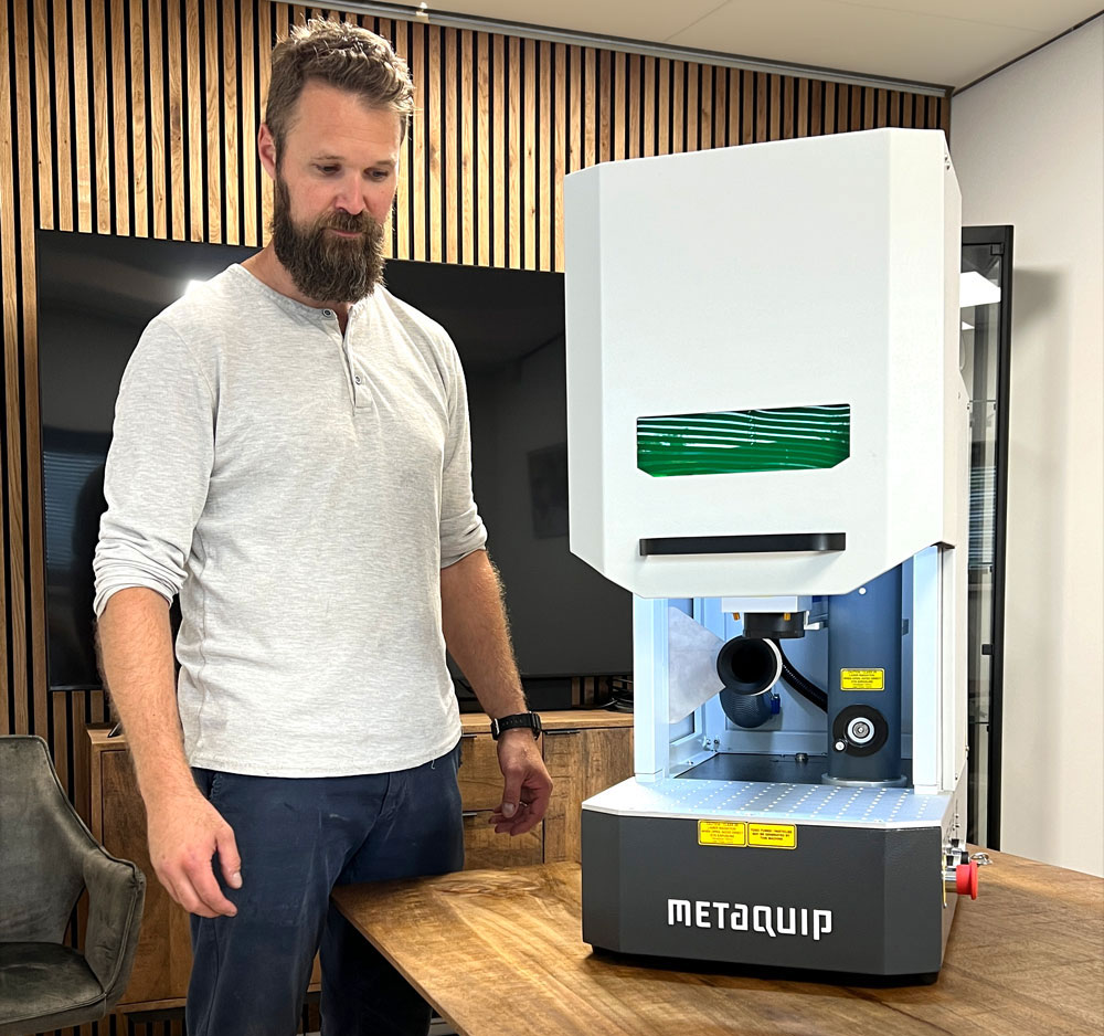 Lite Desktop Fiber Laser Engraving Machine